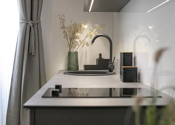 Deluxe Antonio * Πούλα