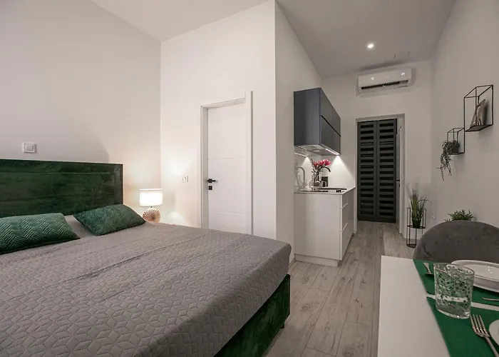 Deluxe Antonio 公寓