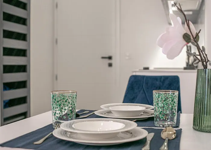 Deluxe Antonio 普拉