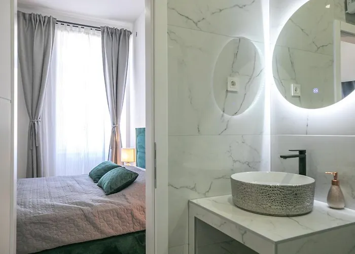 Deluxe Antonio * Pula