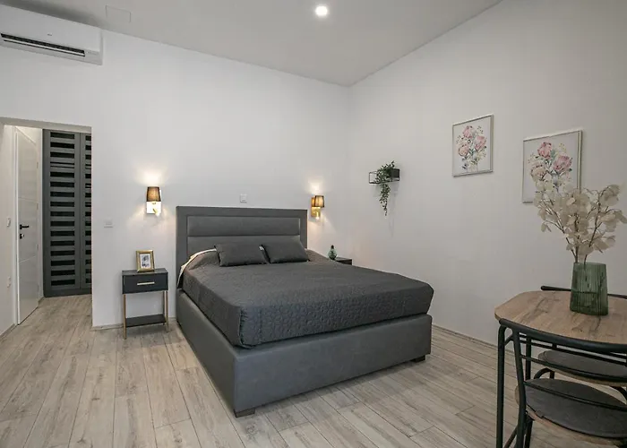 Deluxe Antonio 公寓