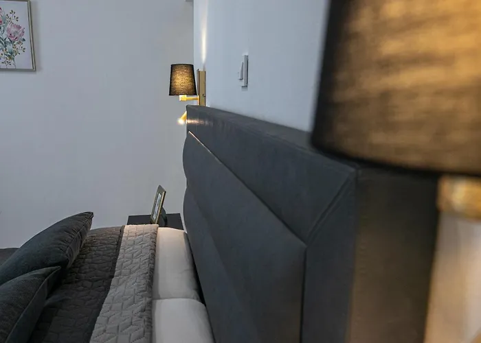 Deluxe Antonio * 普拉