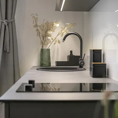 Deluxe Antonio * Póla